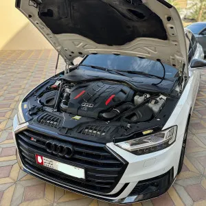 2021 Audi S8