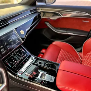 2021 Audi S8