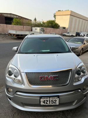 2012 GMC Acadia