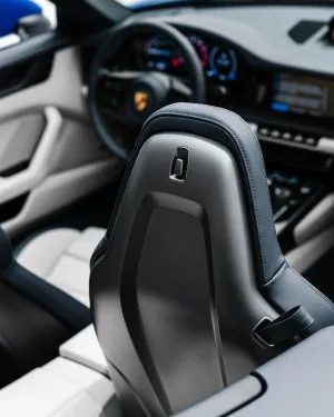 2025 بورش 911 كاريرا