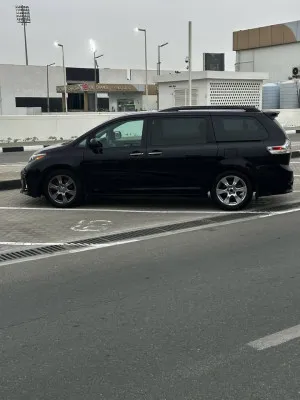 2018 Toyota Sienna