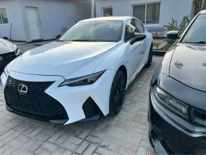 2024 لكزس اي اس in dubai
