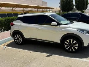 2017 Nissan KICKS