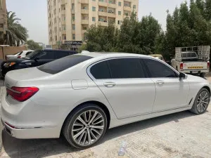 2017 بي أم دابليو الفئة - 7  