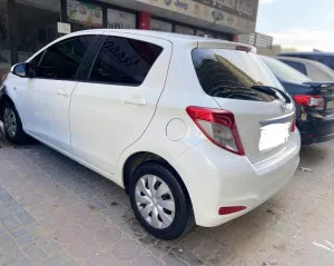 2012 تويوتا ياريس