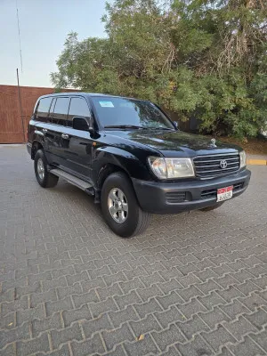 2001 Toyota Land Cruiser in dubai
