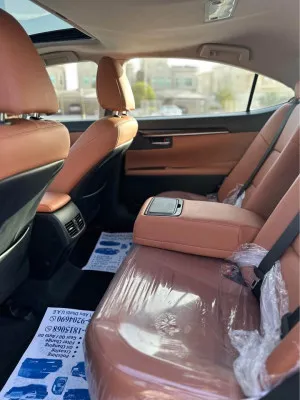 2014 Lexus ES