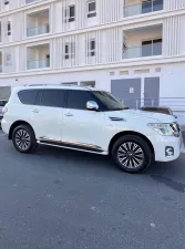 2015 نيسان باترول 
