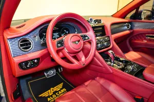 2022 Bentley Bentayga
