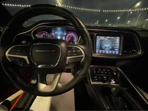 2017 دودج شالنجر