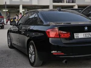 2015 بي أم دابليو الفئة - 3