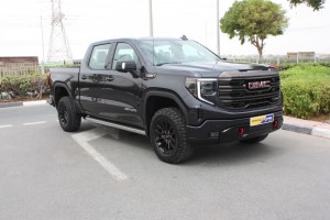 2022 GMC Sierra in dubai