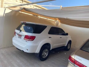 2006 Toyota Fortuner