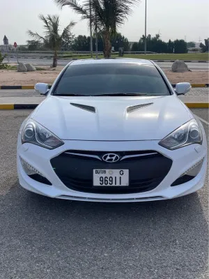 2015 Hyundai Genesis in dubai