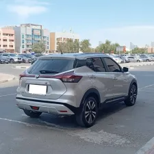 2022 Nissan KICKS