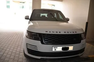 2018 Land Rover Range Rover in dubai