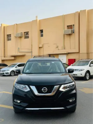 2015 Nissan Rogue in dubai