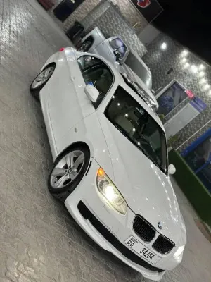 2011 بي أم دابليو الفئة - 3 in dubai