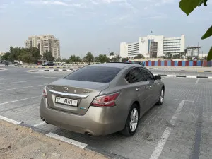 2016 نيسان آلتيما in dubai