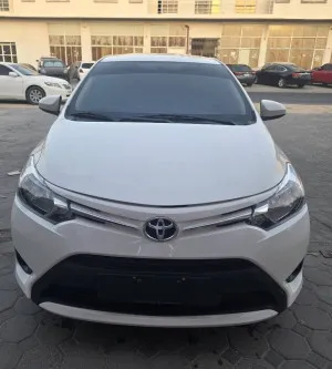 2015 تويوتا ياريس in dubai
