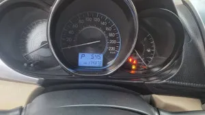 2015 تويوتا ياريس
