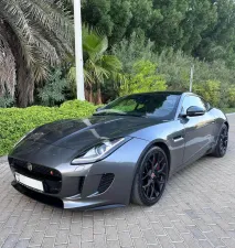 2016 جاكوار الفئة - اف