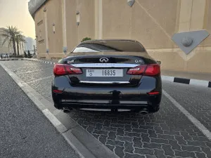 2018 Infiniti Q70