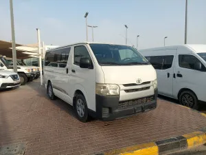2015 Toyota Hiace in dubai