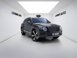 2017 Bentley Bentayga in dubai