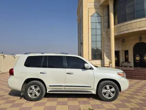 2012 Toyota Land Cruiser