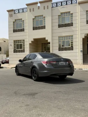2011 هوندا أكورد