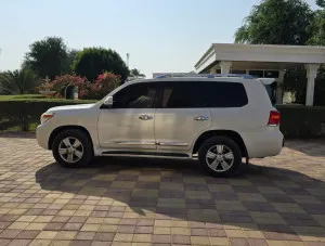 2012 Toyota Land Cruiser