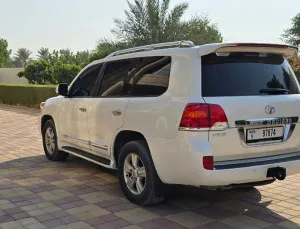 2012 Toyota Land Cruiser