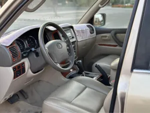 2004 Toyota Land Cruiser