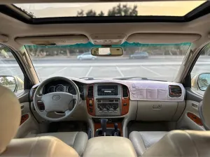 2004 Toyota Land Cruiser