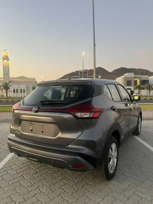2024 Nissan KICKS