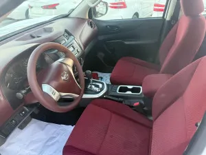 2020 Nissan Pickup