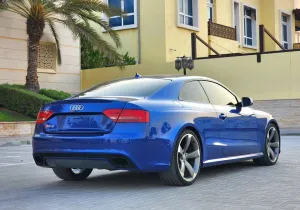 2011 اودي ار اس ٥