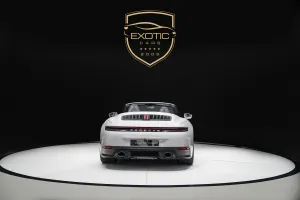 2025 Porsche 911 Carrera