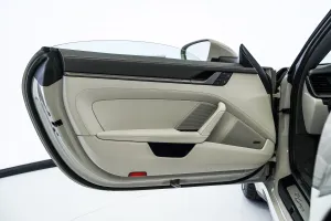 2025 Porsche 911 Carrera