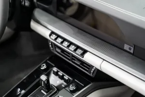 2025 Porsche 911 Carrera