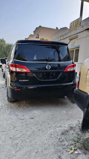 2015 Nissan Quest in dubai