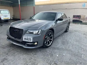 2017 Chrysler 300 in dubai