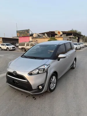 2017 تويوتا سيون in dubai
