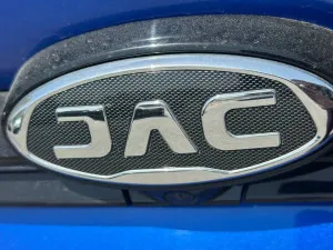 2023 JAC J7