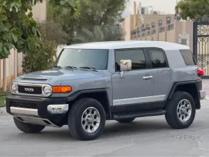 2013 تويوتا أف جي كروزر in dubai