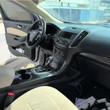 2016 فورد ايدج