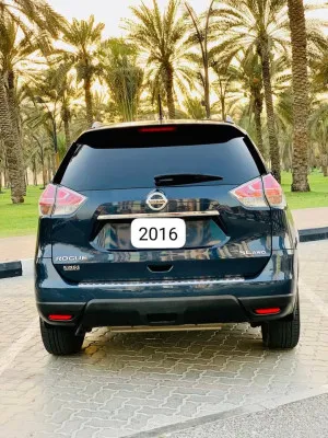 2016 نيسان روج