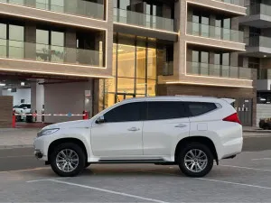 2019 Mitsubishi Montero