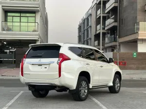 2019 Mitsubishi Montero